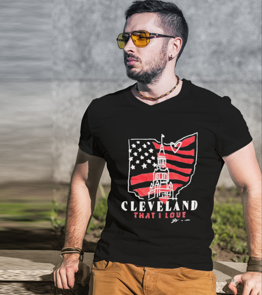 Cleveland That I Love American Flag Tower Ohio Heart Stars Stripes T-Shirt