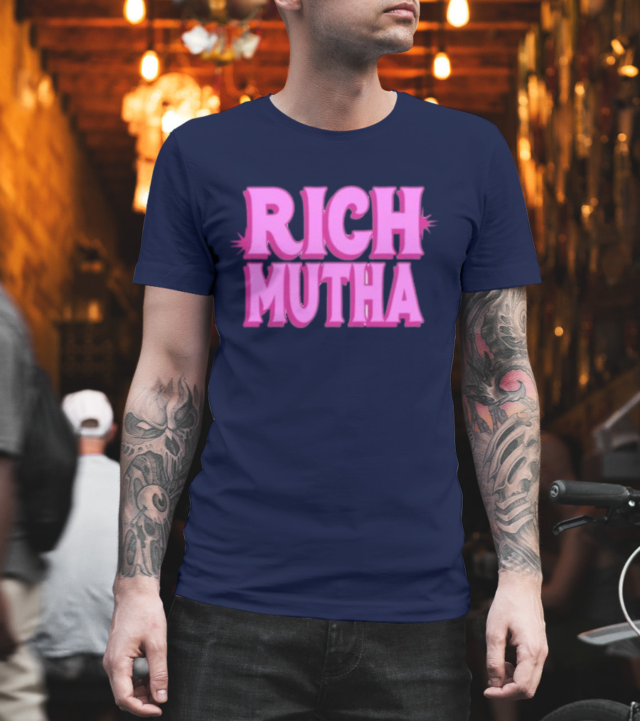 Monaleo Rich Mutha Pink T-Shirt