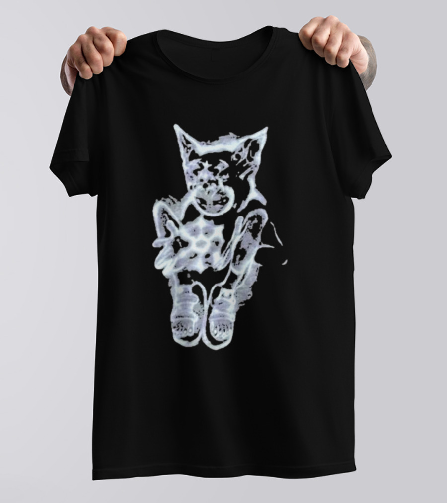 Glyvees Aura Cat Sneakers Iconic Glow T-Shirt
