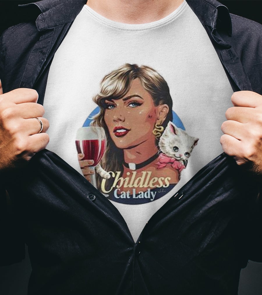 Childless Cat Lady Wine And Kitty T-Shirt