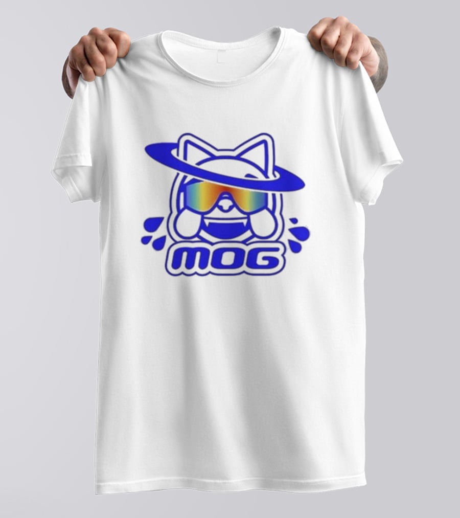 Mog Rainbow Gradient Spectacles Cat With Blue Outline Orbital Halo T-Shirt