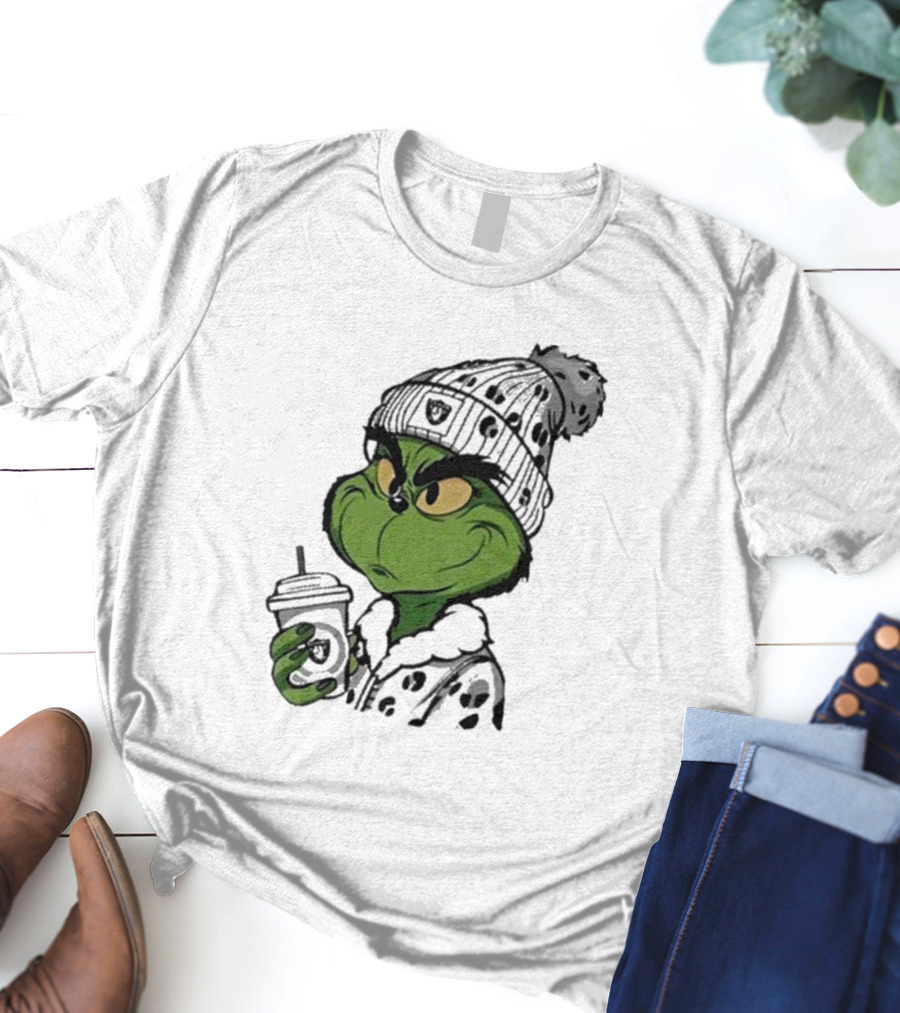 Las Vegas Raiders Grinch Drinking Coffee T-Shirt