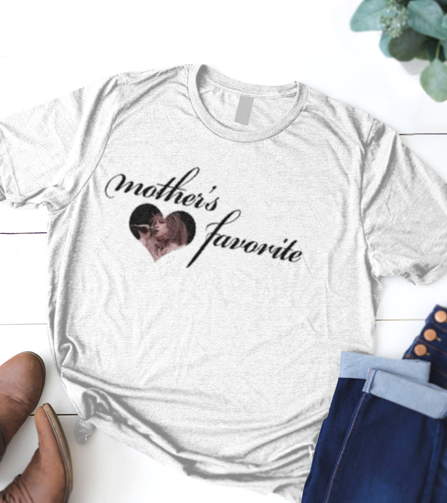 Mother’s Favorite Heart Design Suki Waterhouse T-Shirt