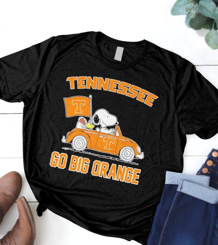 Tennessee Volunteers Snoopy Woodstock Car Go Big Orange T-Shirt