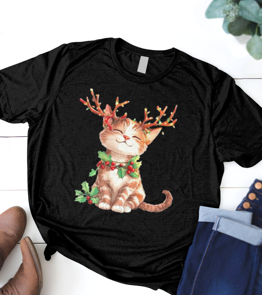 Cute Cat With Reindeer Antlers And Christmas Tree Lights T-Shirt
