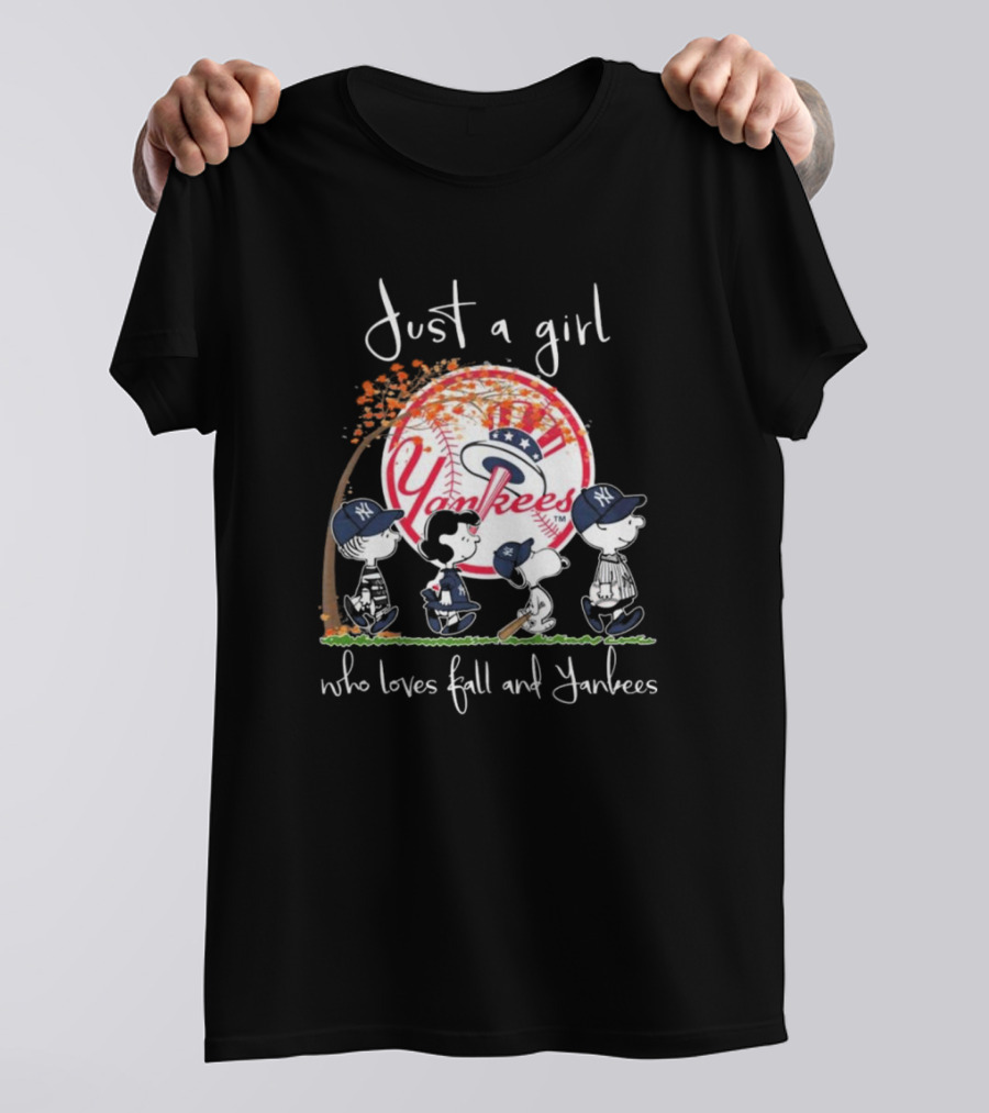 Just A Girl Who Loves Fall And Yankees Peanuts Characters T-Shirt
