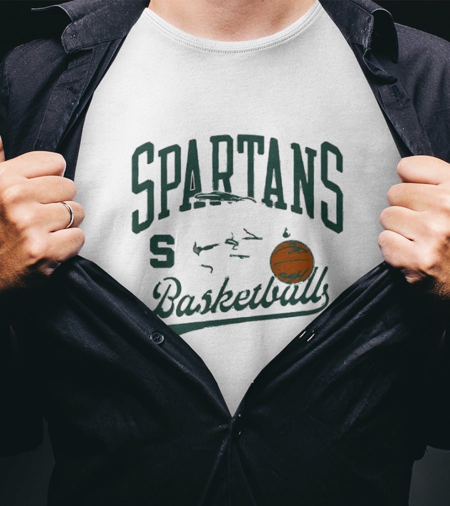Michigan State Spartans Basketball Snoopy Dribbling T-Shirt