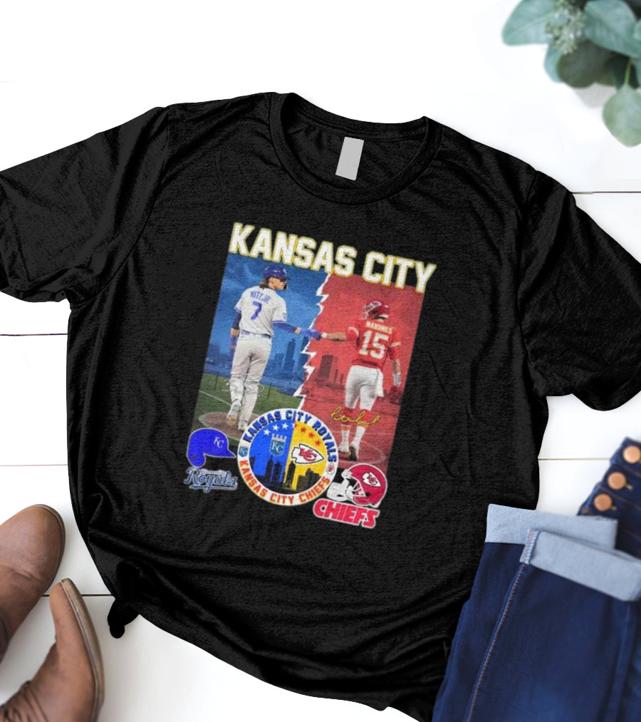 Kansas City Royals Bobby Witt Jr And Chiefs Patrick Mahomes Skyline Logos And Signatures T-Shirt