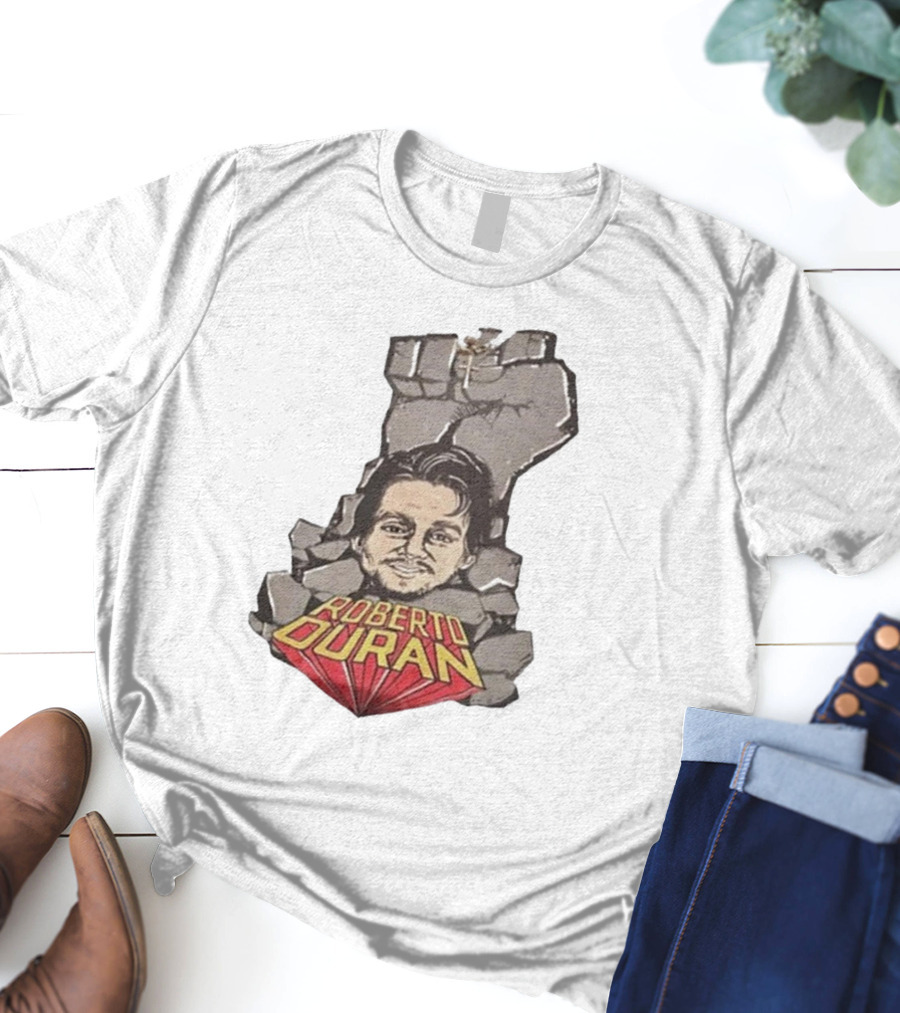Roberto Duran Fist Breaking Through Vintage Boxing T-Shirt