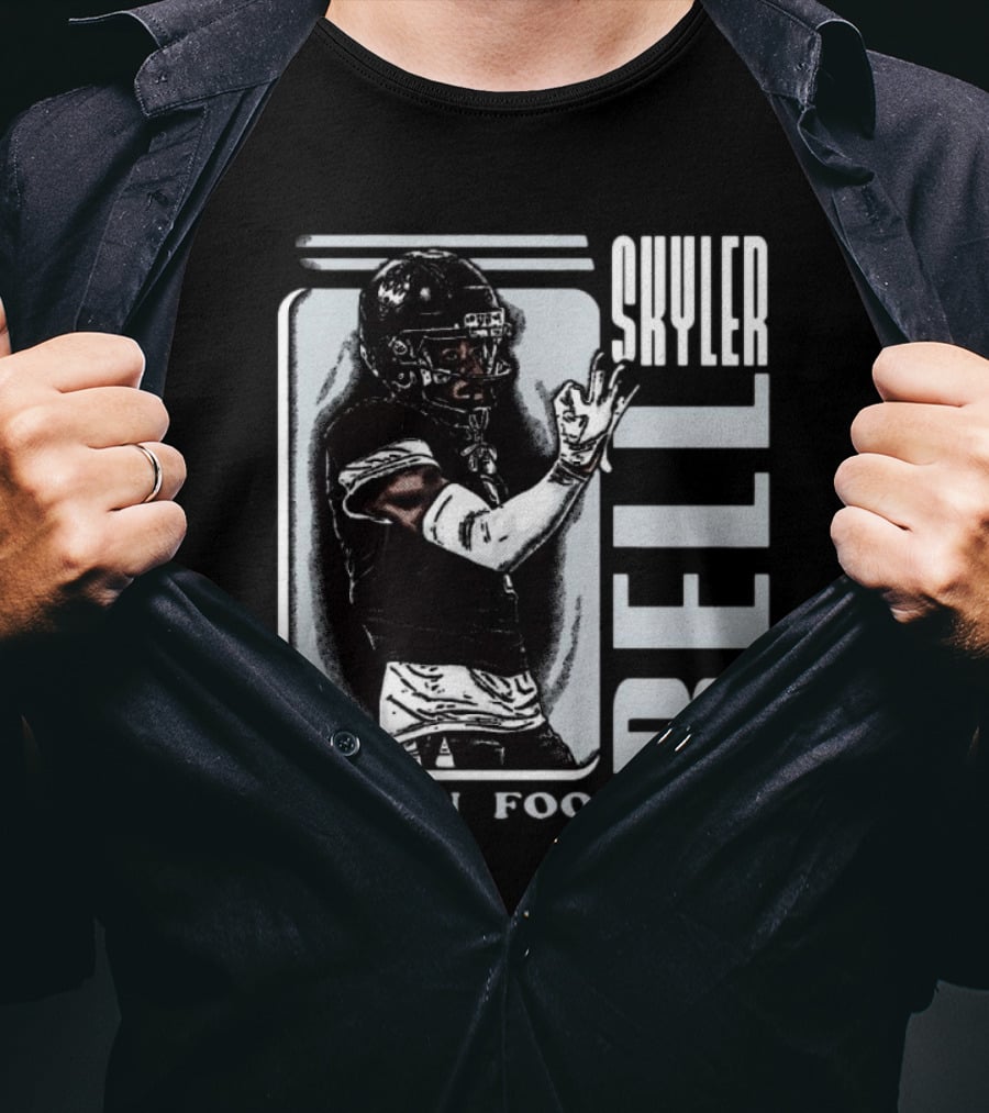 Skyler Bell Uconn Football Player Action Pose T-Shirt