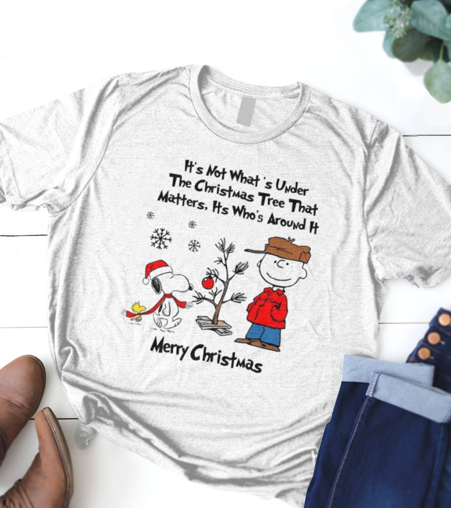 Snoopy Charlie Brown Woodstock Christmas Tree Matters Merry Christmas T-Shirt