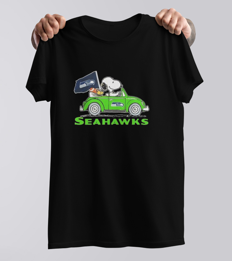 Snoopy And Woodstock Driving Seattle Seahawks Car T-Shirt
