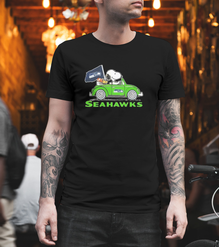 Snoopy And Woodstock Driving Seattle Seahawks Car T-Shirt