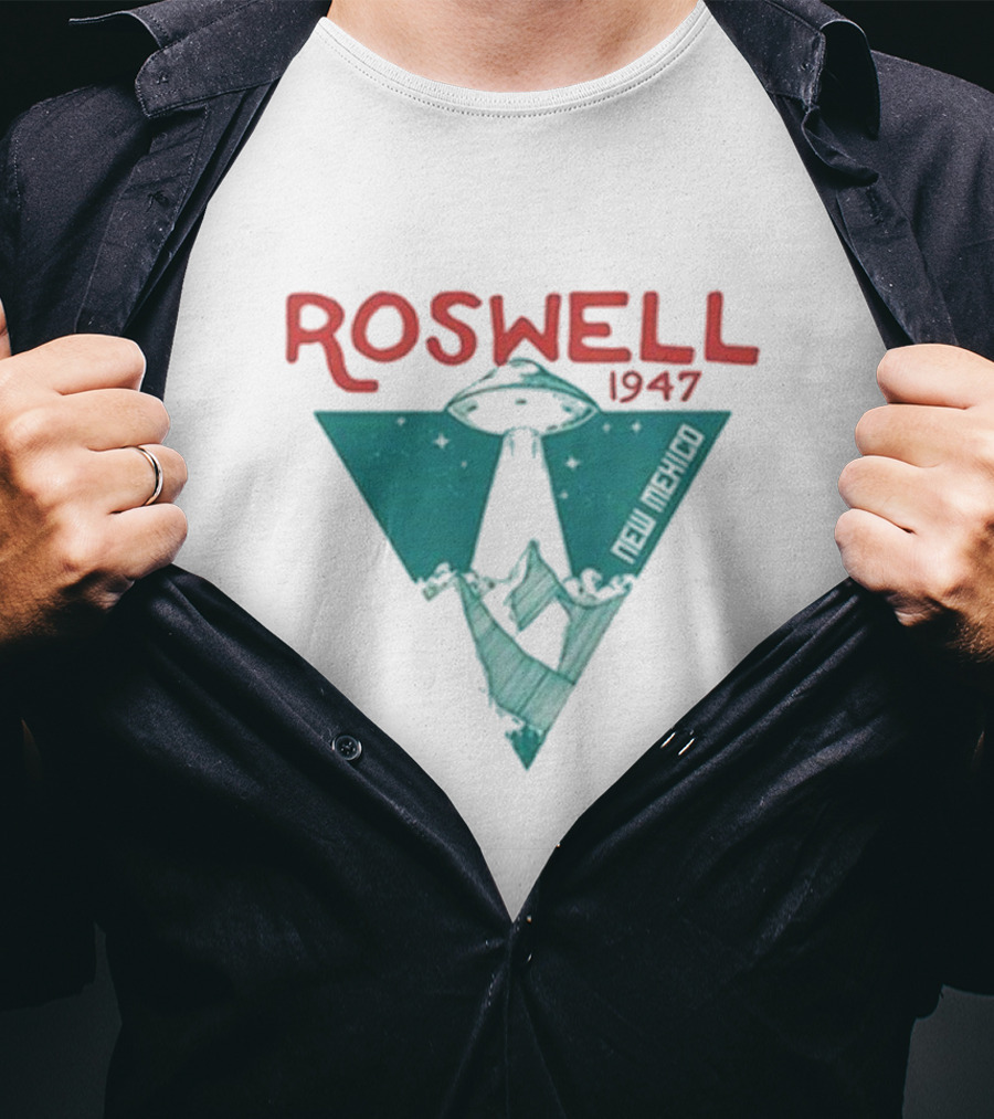 Roswell 1947 UFO New Mexico Triangle T-Shirt