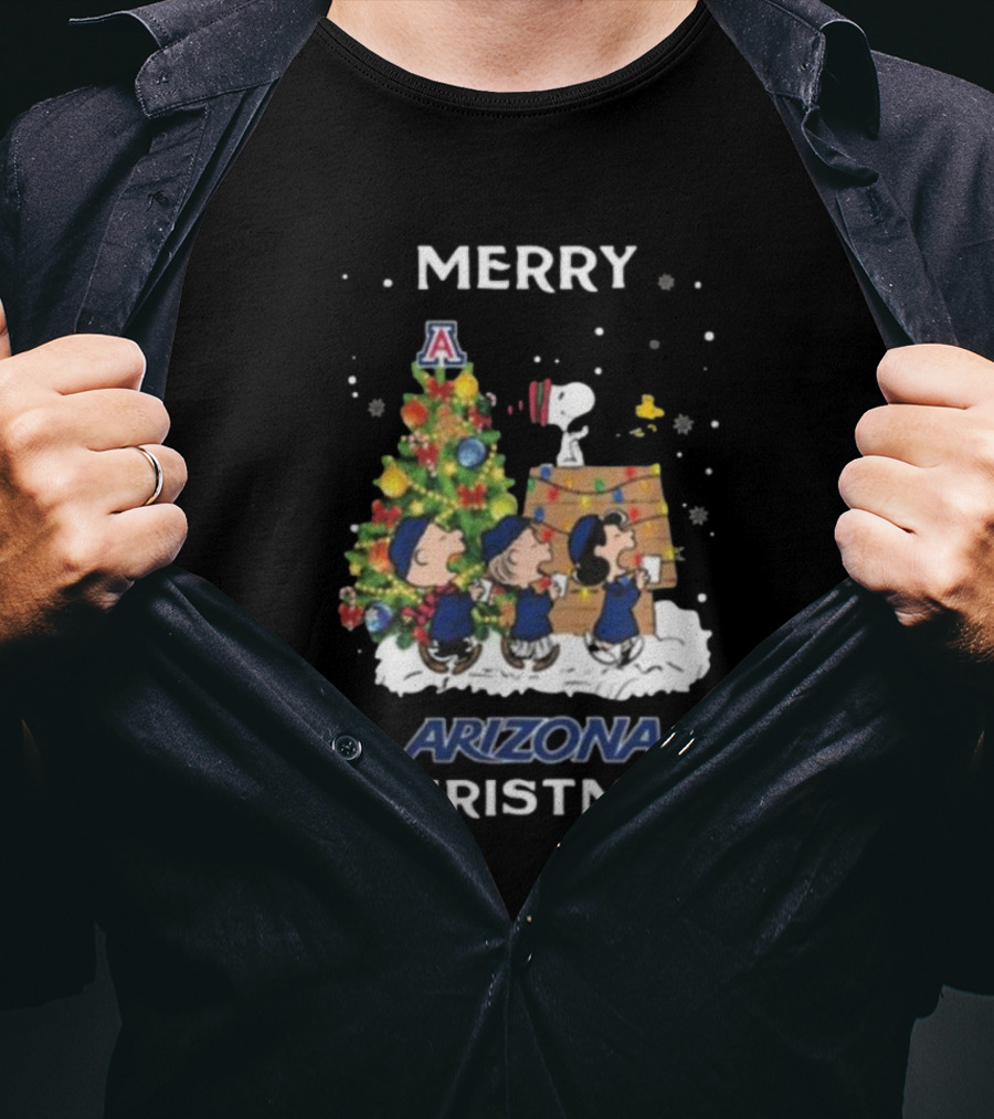 Arizona Wildcats Snoopy Peanuts Merry Christmas Tree T-Shirt