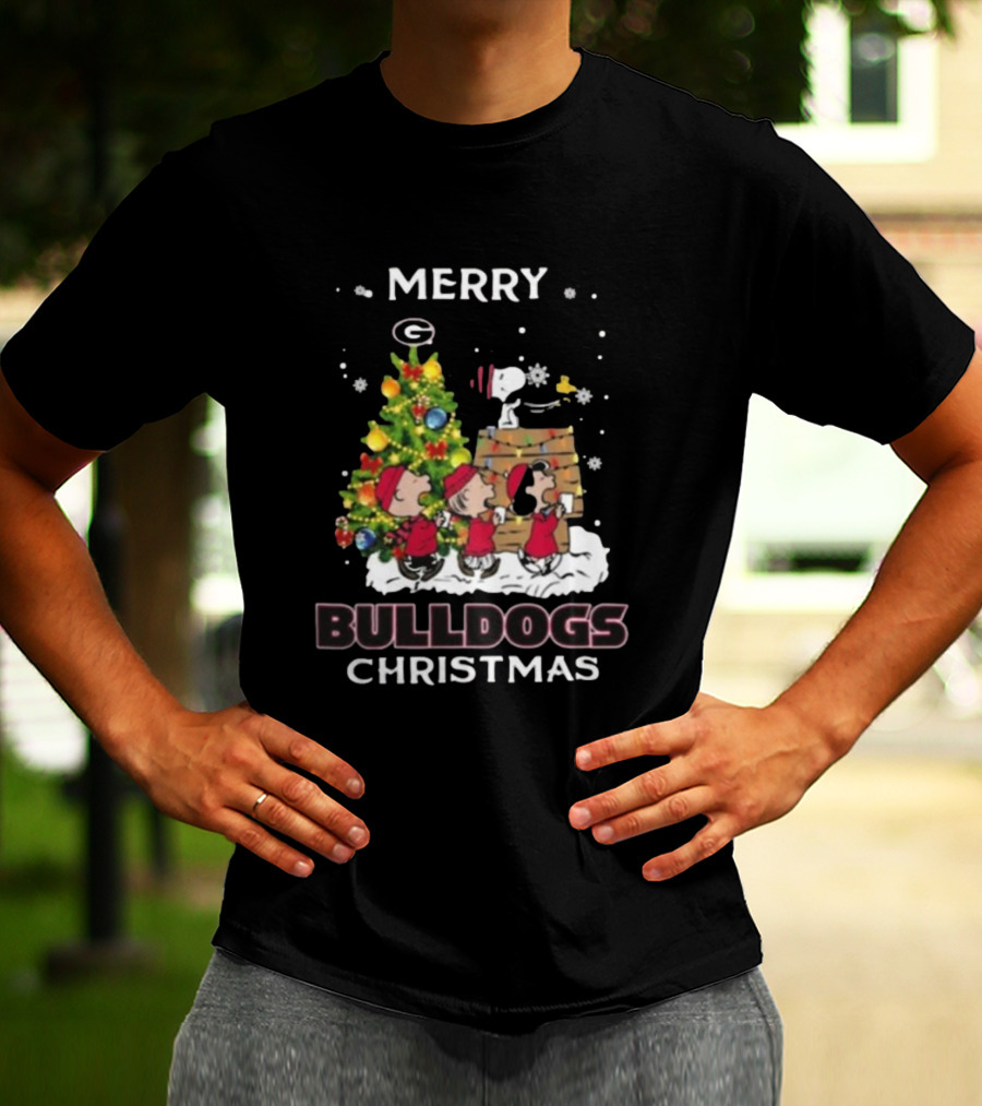 Merry Georgia Bulldogs Snoopy Christmas T-Shirt