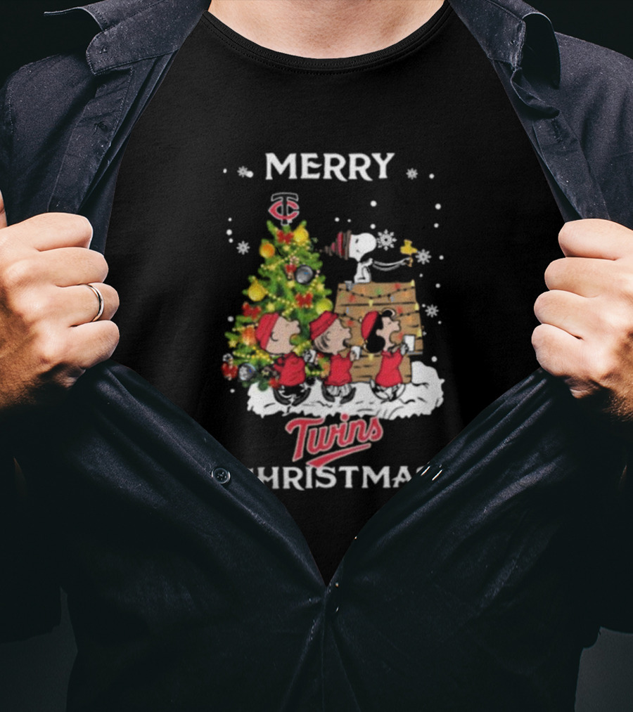Merry Christmas Minnesota Twins Snoopy And Friends T-Shirt