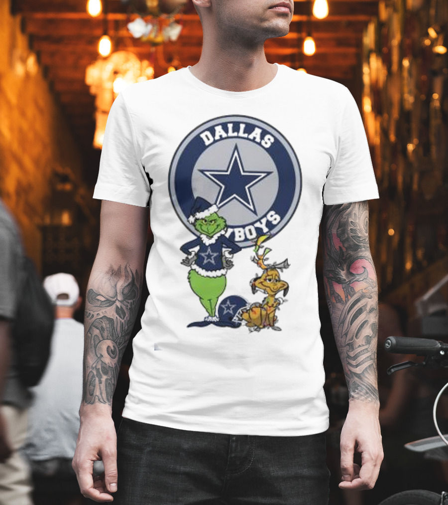 Dallas Cowboys Grinch And Max Merry Christmas T-Shirt