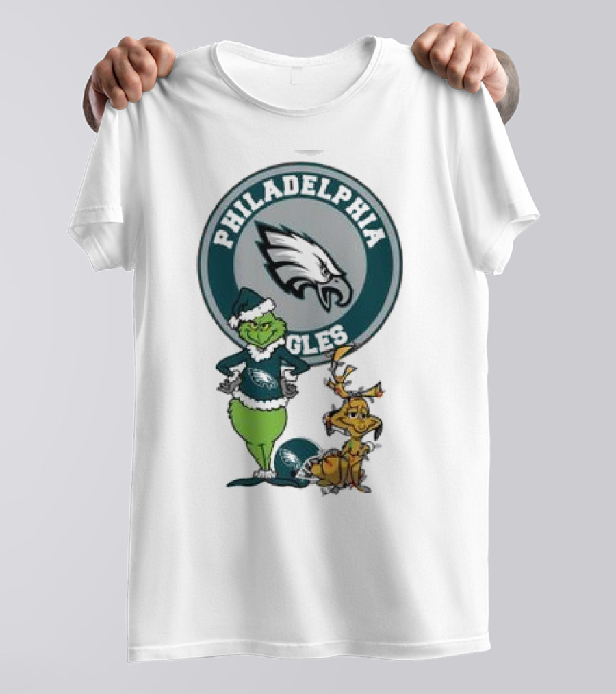 Grinch And Max Philadelphia Eagles Merry Christmas T-Shirt