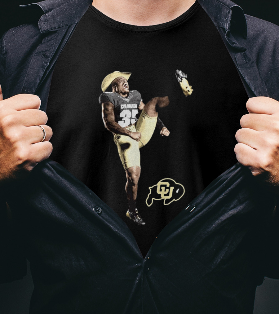 Colorado Buffs BJ Green II Cowboy Hat 90s Style Football Player With CU T-Shirt