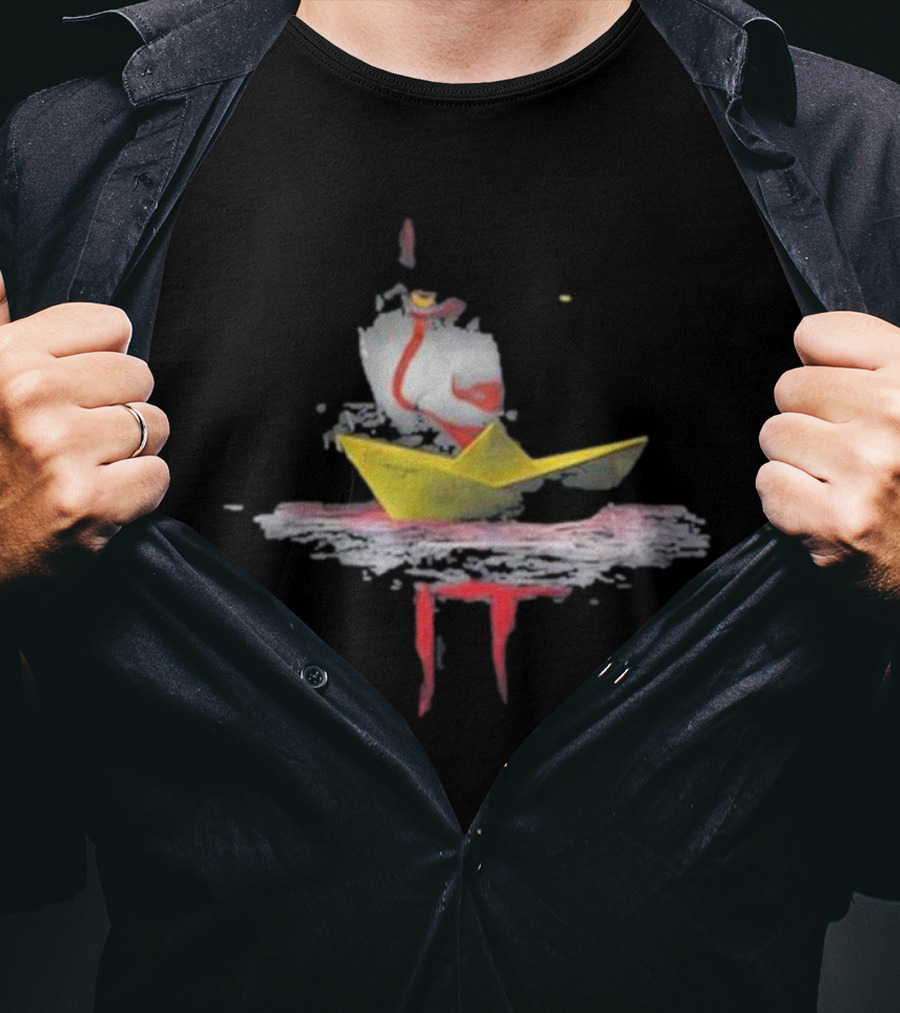 Pennywise Red Balloon Paper Boat Horror Reflection T-Shirt