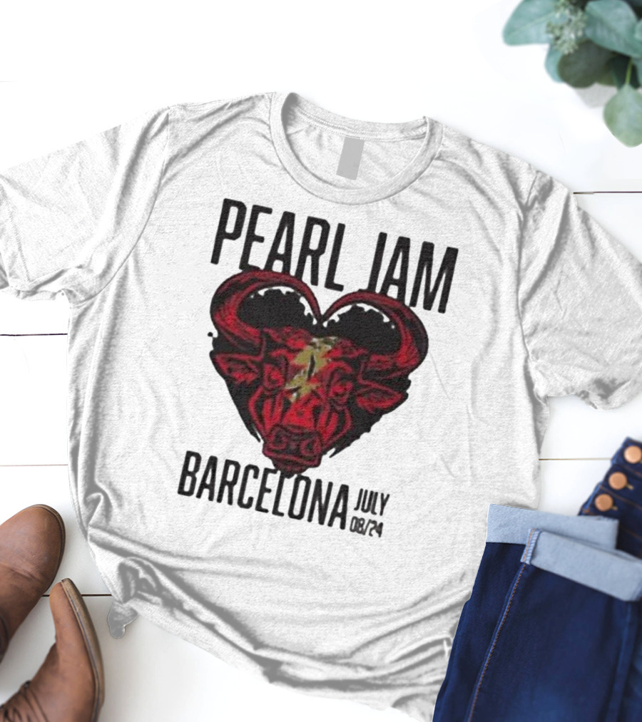 Pearl Jam Barcelona July 08/24 Bull Artwork Concert Event T-Shirt