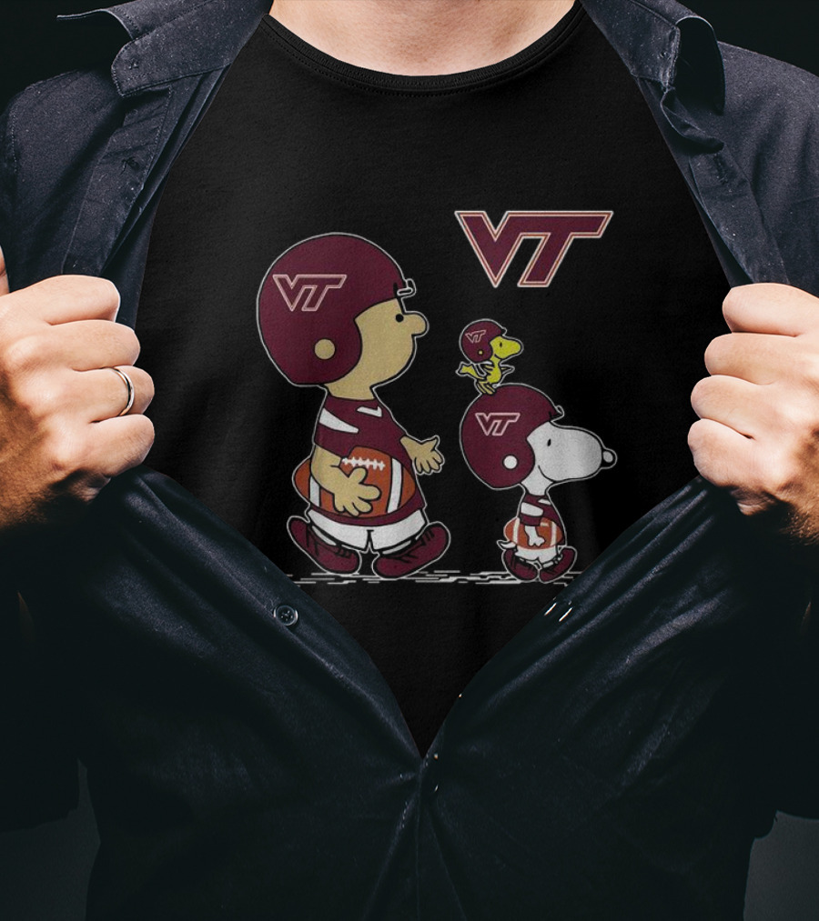 Charlie Brown Snoopy Woodstock Virginia Tech Hokies Football VT Helmet T-Shirt