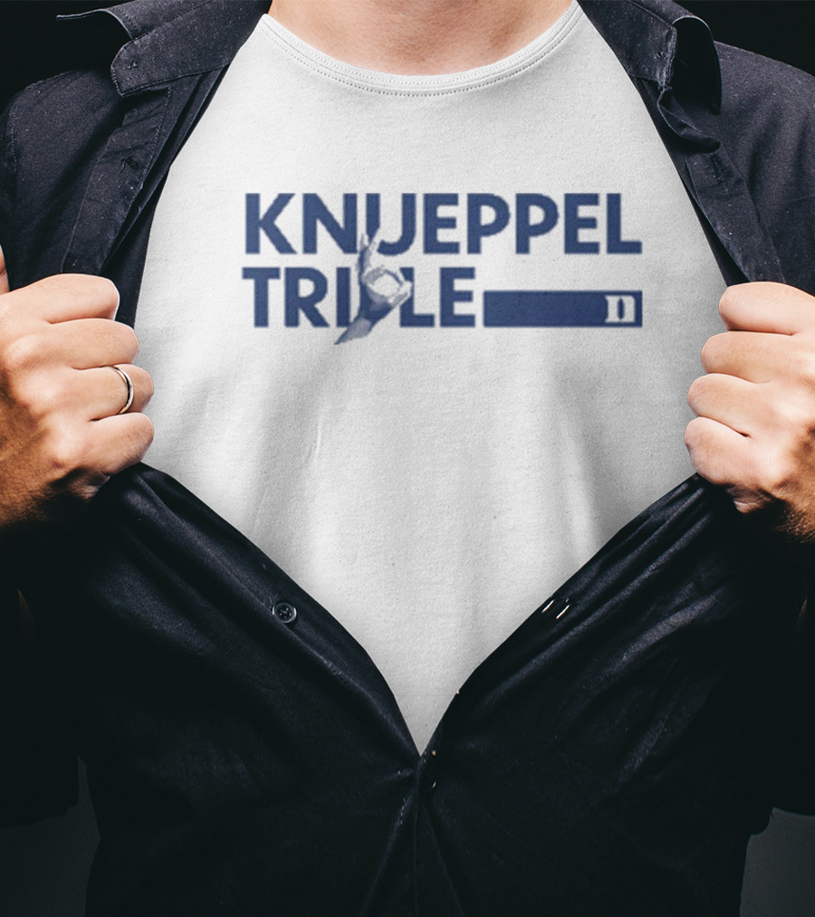 Knueppel Triple Duke Blue Devils Basketball Hand Sign T-Shirt