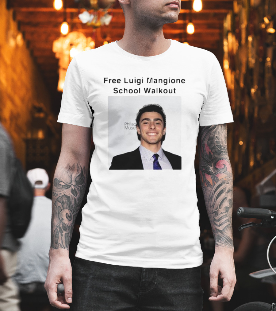 Free Luigi Mangione School Walkout Face Philadelphia Museum T-Shirt