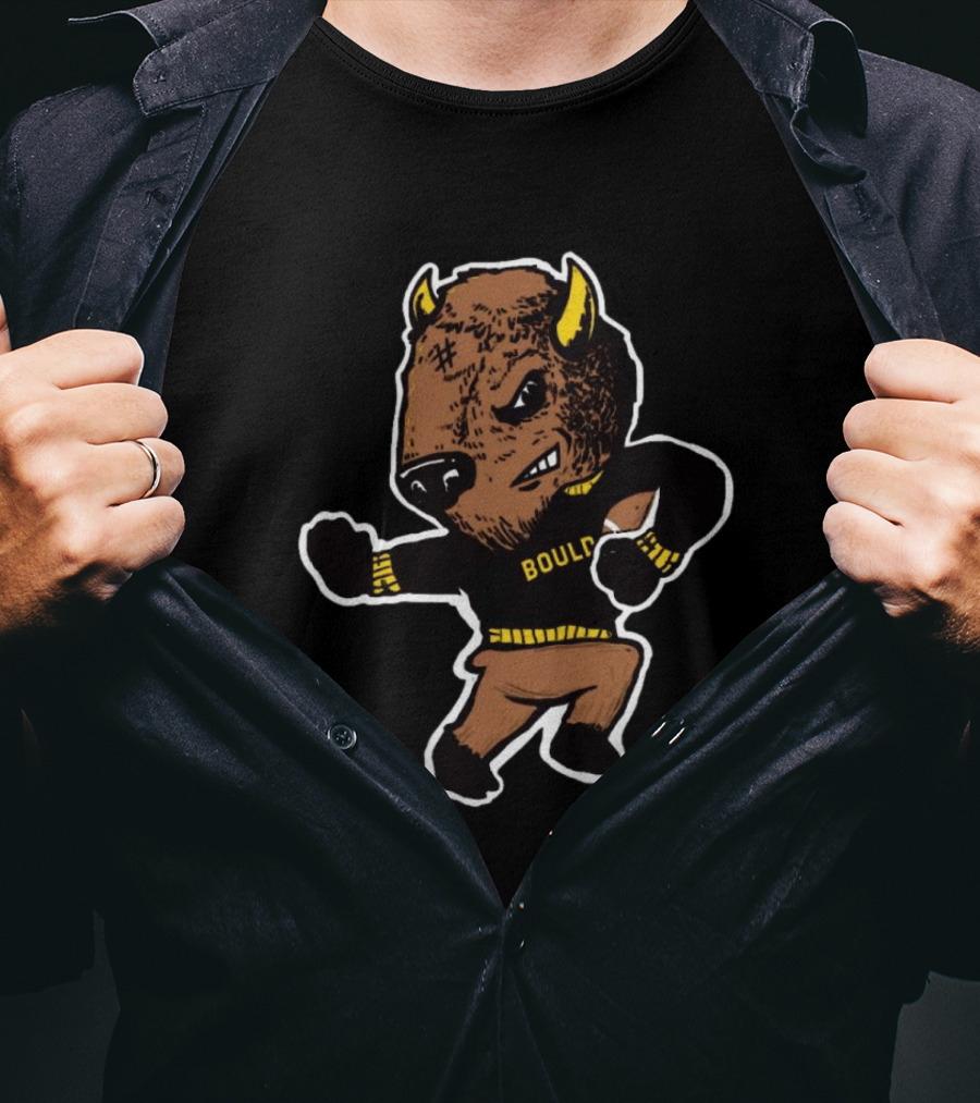 Boulder Buffalo Mascot Pose Travis Hunter Colorado T-Shirt