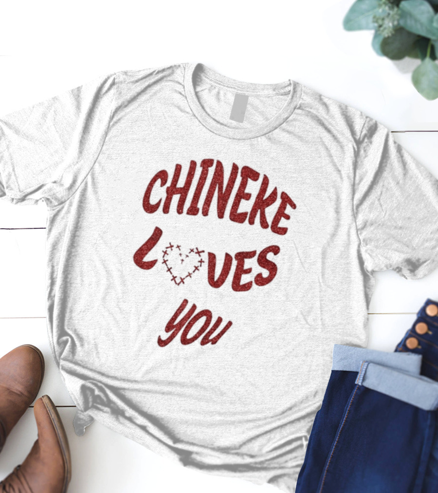 Chineke Loves You Heart Design Christmas T-Shirt