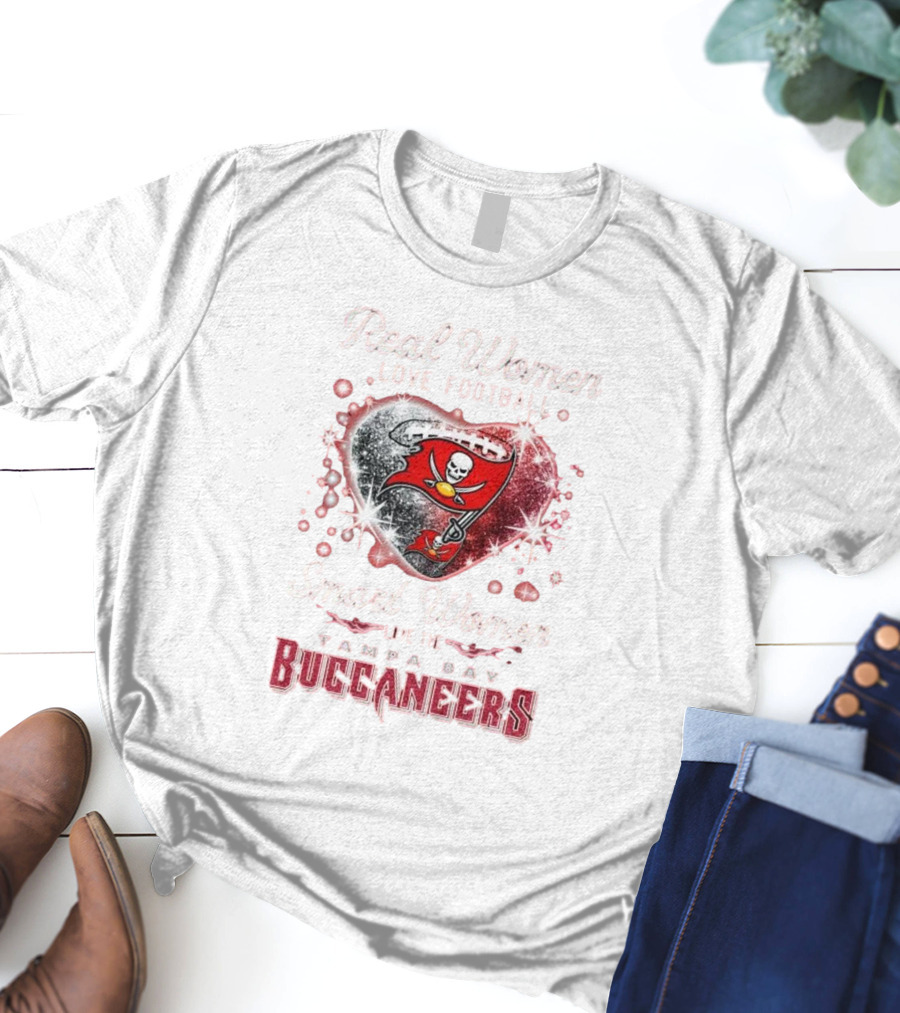 Real Women Love Football Smart Women Love The Tampa Bay Buccaneers Heart T-Shirt