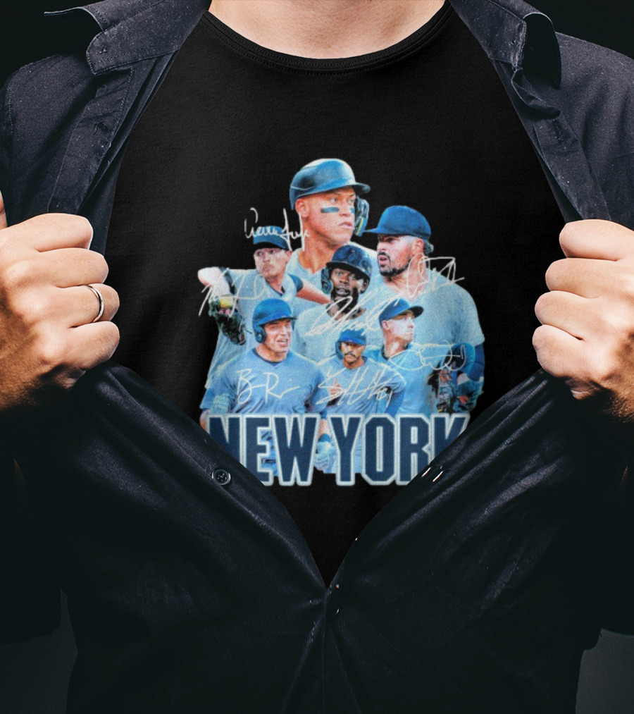 New York Yankees MLB Players Series Signatures Team Portrait T-Shirt
