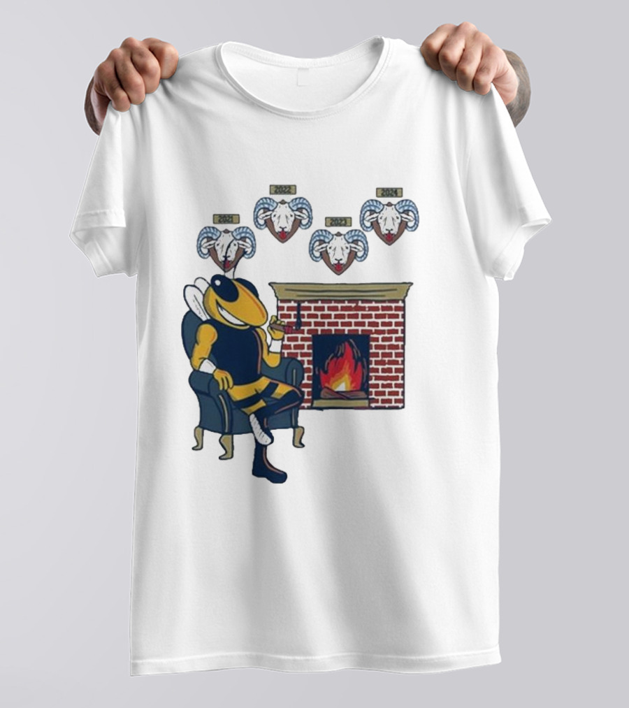 GT Mantel Pocket Yellow Jacket By Fireplace With Ram Trophies T-Shirt