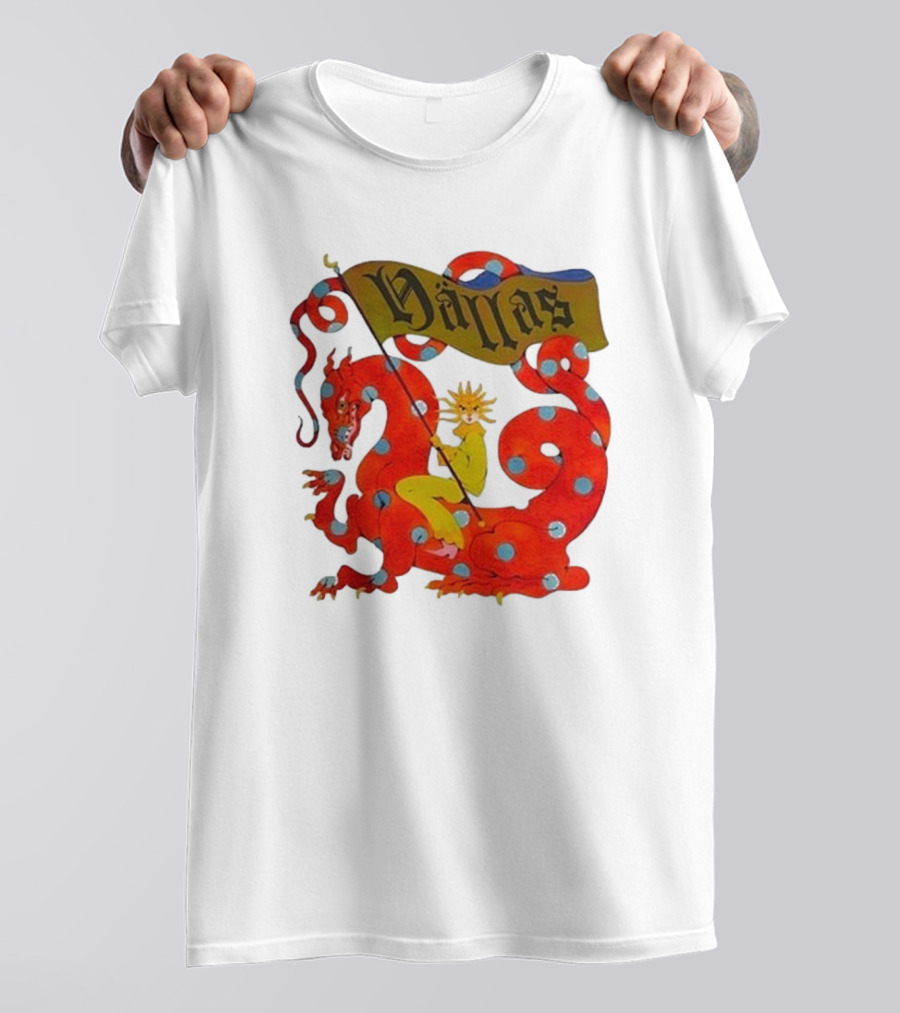 Hällas Flower Knight Riding Red Polka Dot Dragon T-Shirt
