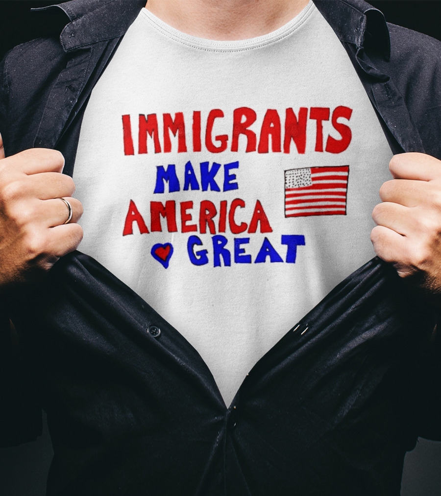 Immigrants Make America Great Heart Flag 2025 T-Shirt