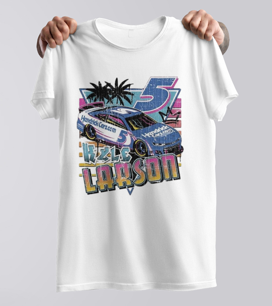 Kyle Larson Hendrickcars.com Racing Car Palm Trees Sunset Retro Style T-Shirt