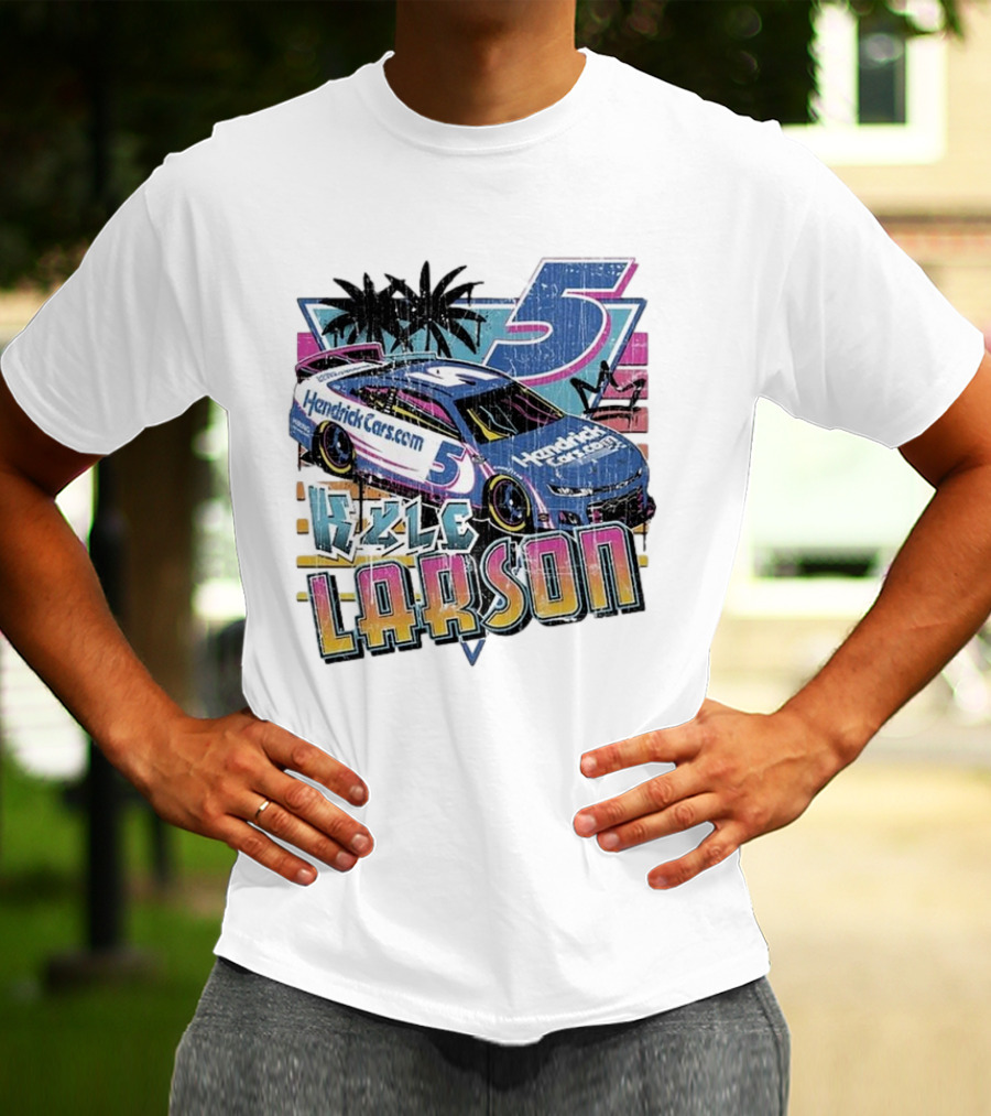 Kyle Larson Hendrickcars.com Racing Car Palm Trees Sunset Retro Style T-Shirt