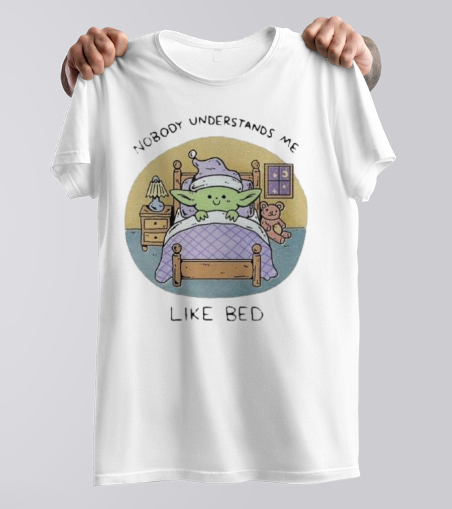 Nobody Understands Me Like Bed Cute Green Alien Cartoon Pajamas Nighttime Scene T-Shirt