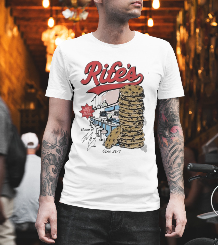 Rife's Diner 2025 Cookie Stack Retro Style T-Shirt