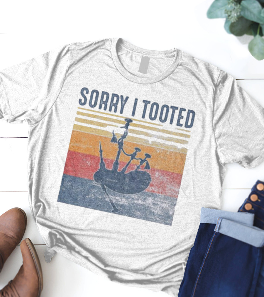 Sorry I Tooted Bagpipe Vintage Retro Stripes T-Shirt