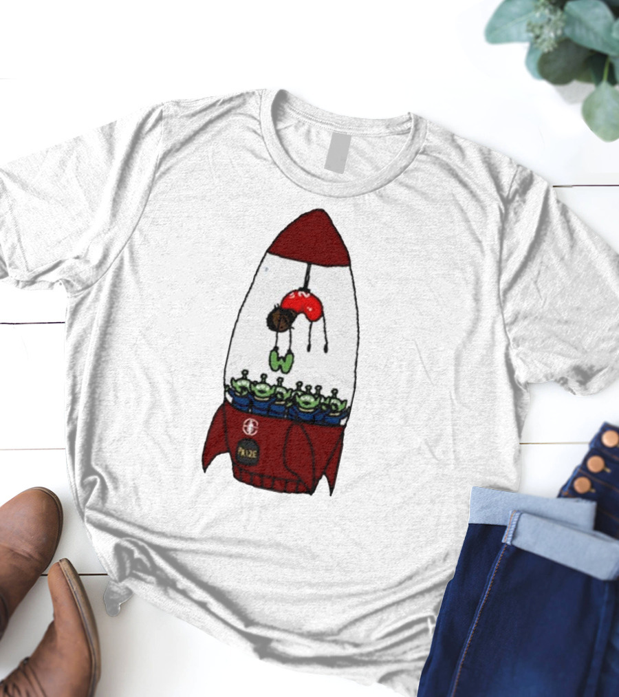 Kawhi Leonard Claw Dunk Rocket And Aliens Clippers T-Shirt