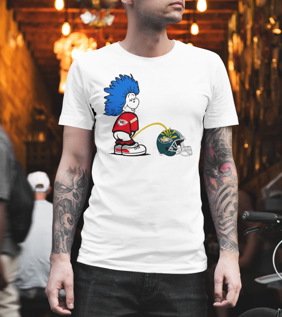 Thing One Kansas City Chiefs Piss On Philadelphia Eagles 2025 T-Shirt