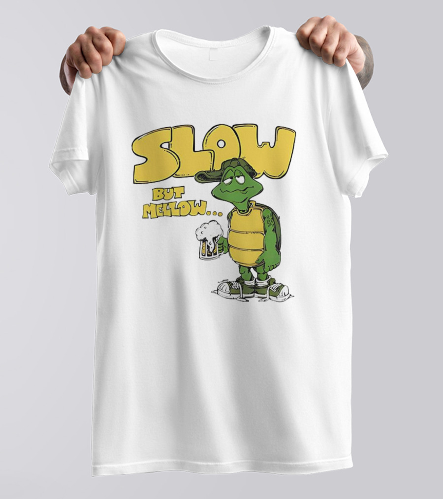 Slow But Mellow Turtle With Beer Retro Vintage 70s Style T-Shirt