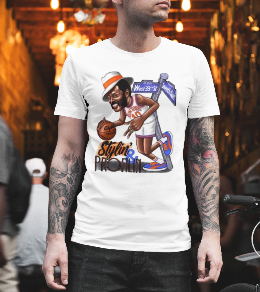 West 33rd St Seventh Ave Clyde Stylin Profilin New York Knicks Walt Frazier T-Shirt