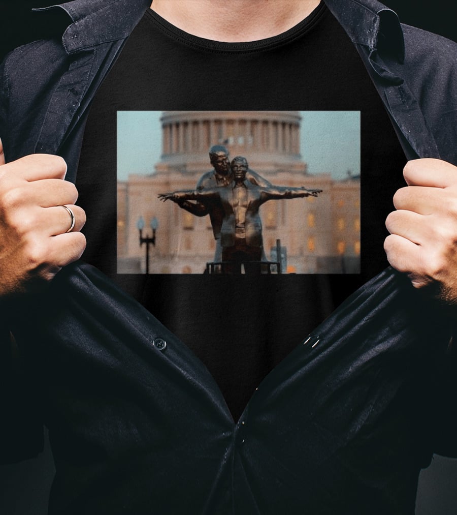 Titanic Trump Epstein Statue At Capitol Building T-Shirt