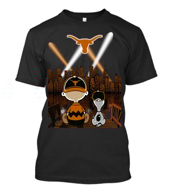 Texas Longhorns City Skyline Night Lights With Snoopy And Charlie Brown T-Shirt