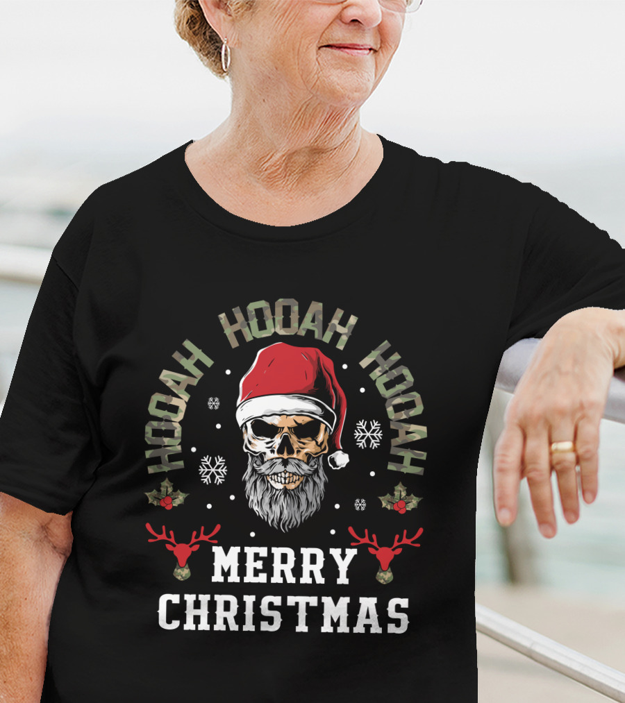 Hooah Hooah Hooah Merry Christmas Skull Santa Hat Reindeer T-Shirt