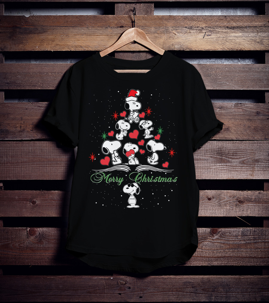 Merry Christmas Snoopy Tree Hearts T-Shirt
