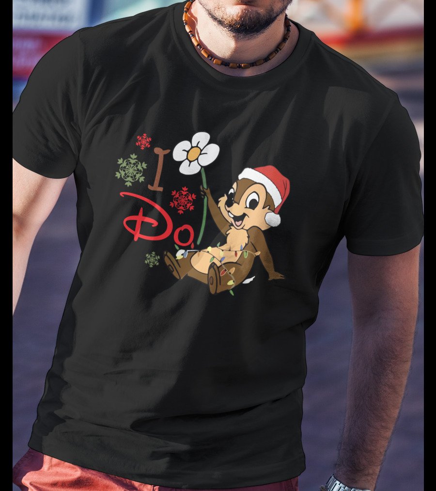 I Do Christmas Chipmunk Santa Hat Snowflakes Flower T-Shirt